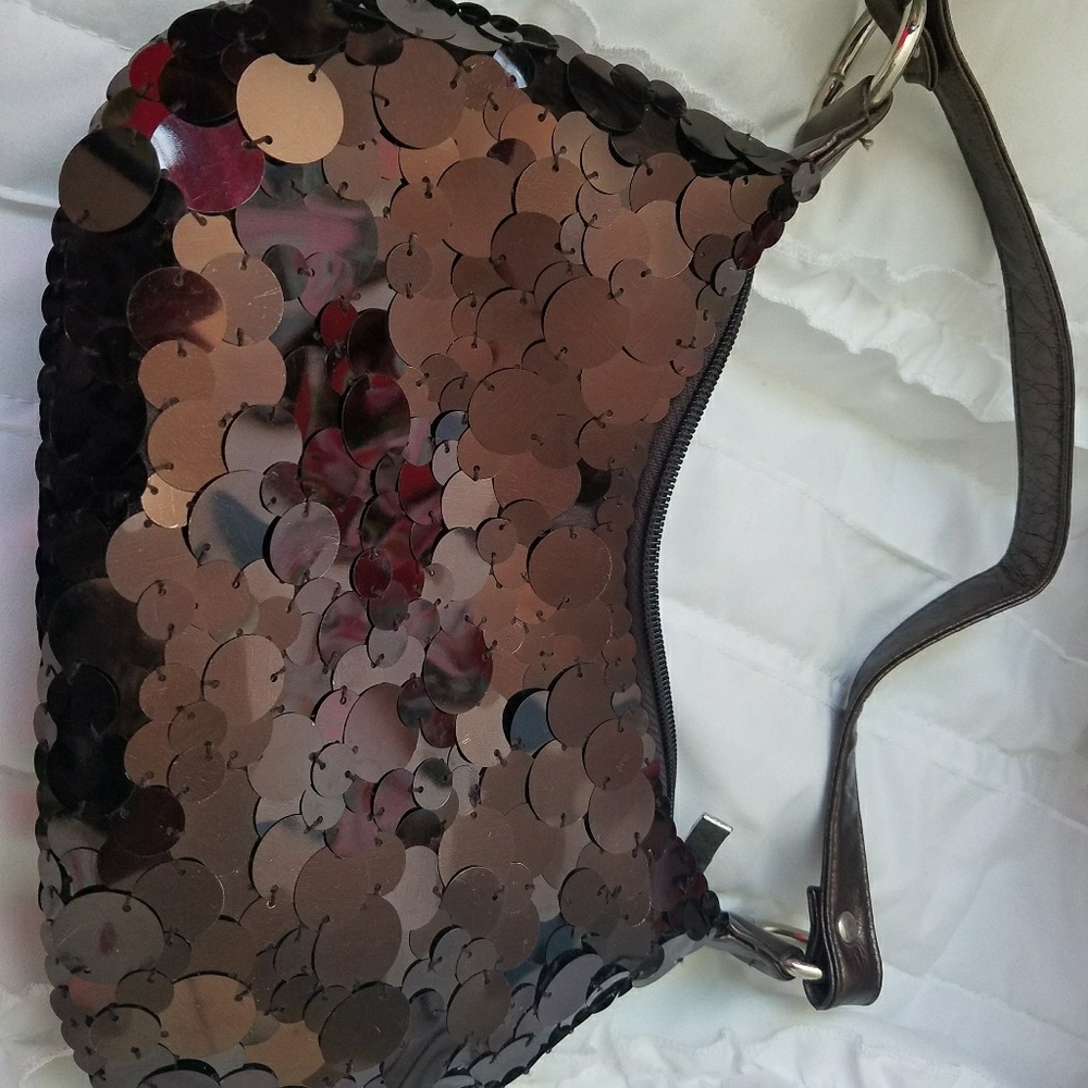 Small bag/wristlet